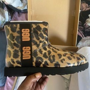 COPY - UGG Classic mini clear panther